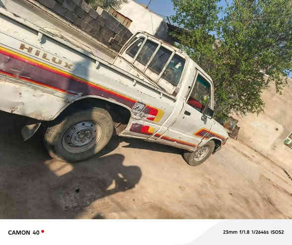 السلام عليكم للبيع بيكم تيوتا كير ومحرك وشاصي رقم انبار اصفر بيهه وكاله خاصه موديل 87 العنوان واسط الزبيديه سعر ١٨وبيهه مجال***********
