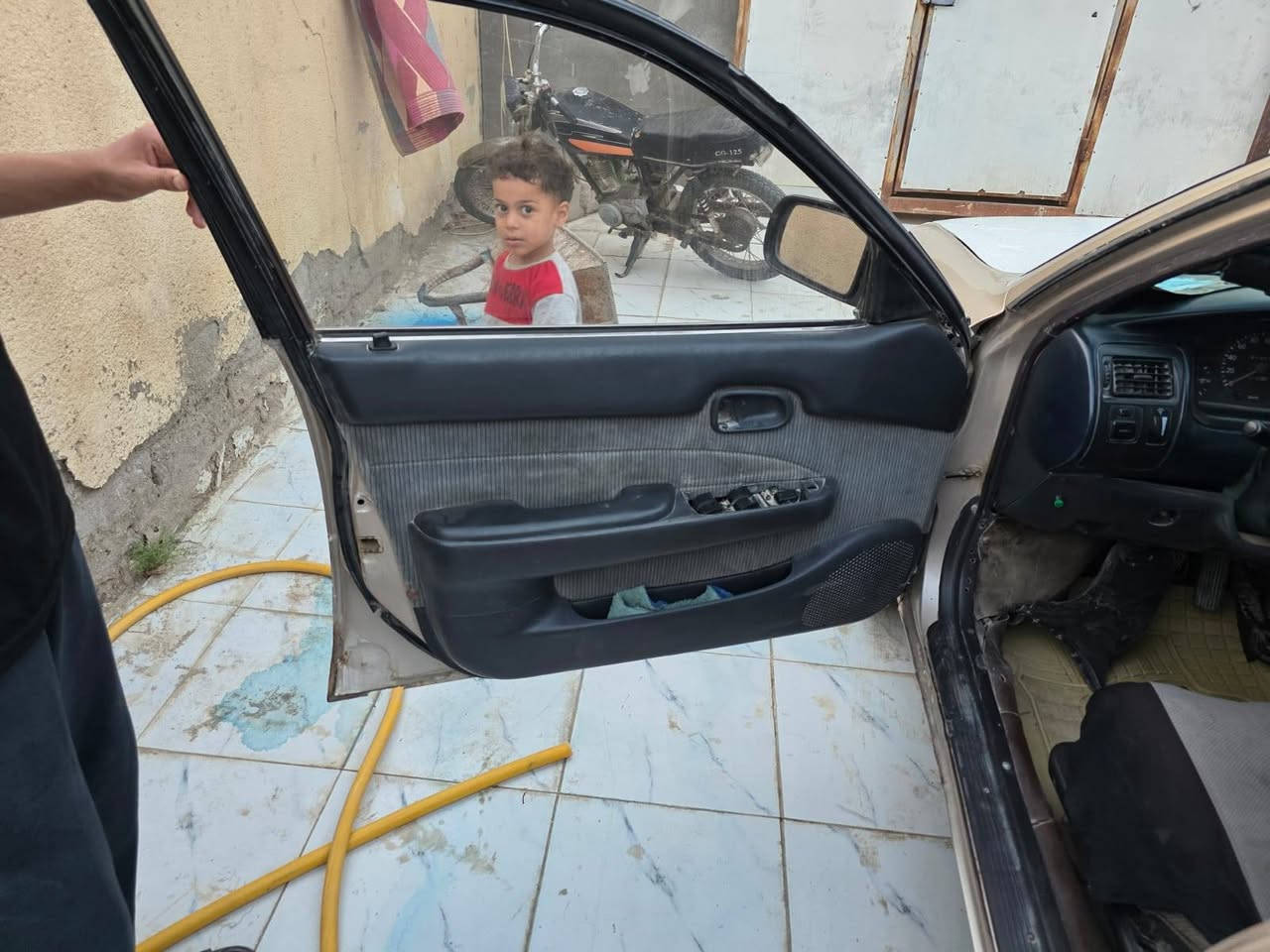 كورله للبيع مديل 92 مشروع وطني صاحبه يمي ليمت ماتريد يداورلك سنويه ساقطه صار 5اشهر  مكينه كير نضاف كلش بس عوزه درايم واحد  سياره حلوه وناعمه سعره حلو 38 وبيه مجال قليل متواز عل بيع ضرف عدي مكاني ذي قار سوق الشيوخ وهاذ رقمي ***********
