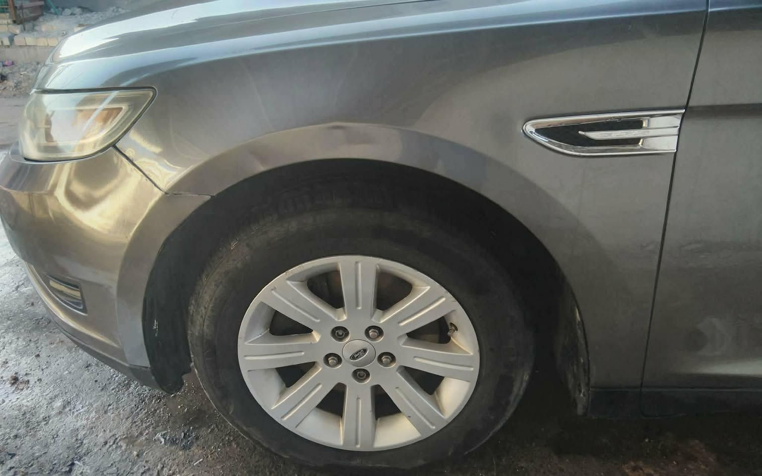 فورد تورس 2011
رقم سليمانية 
 وارد امريكي قطعه وحده كلين مال وارد
گير محرك جديد
السيارة مال جناي خير من الله بس تشغل وتطلع
تحويل مباشر بأسمك رئساً
95$
*********** واتساب متواجد ايضاً
