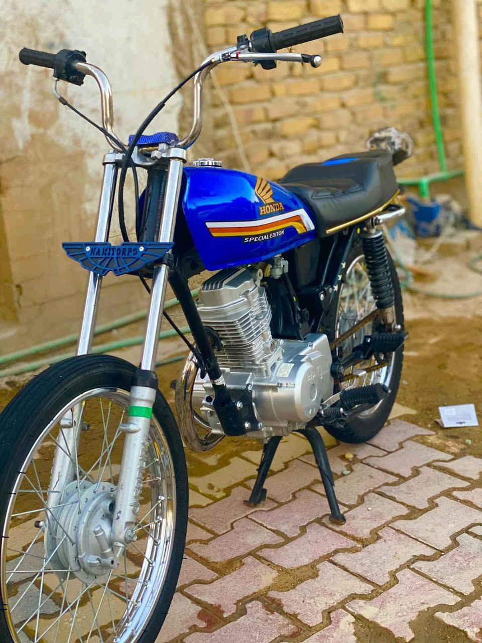 سلام عليكم دراجه اربعه كير للبيع متوازي عله بيعتها دراجه حلوه مبدل بس بستم تجي تفحص الله شاهد بس بتسم دراجه تخبل مكينتها حلوه شاصي ٢١ ارشه اصولي مكينه نامه
 ‭0770 945 6693‬
سعرهه 650
