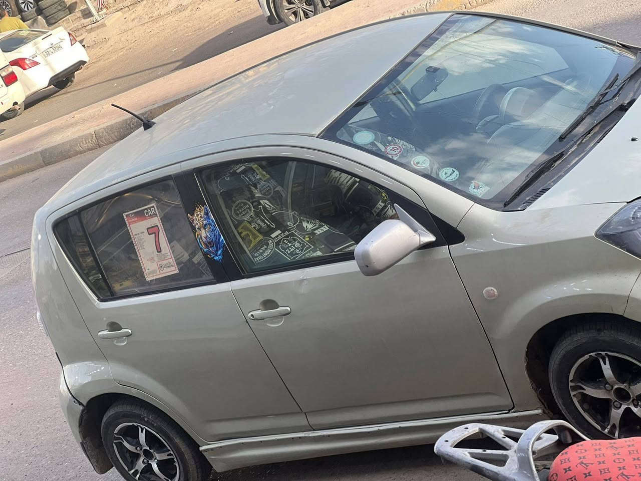 سلام عليكم دهاتسو ياباني محرك كورله لاتبخير ولاتنقيص كهربايات عوزه شكم فيوز فقط رقم صدامي سنويه عاج متفقين ويه الي مشترين منه السياره التحويل علي كلشي علي يعني انت العليك بس تحول بسمك حداديه ٥٠ باالميه مسجل شاشه مضخم السياره مكانها بصره وراعيها موجود السعر ٤٠ وبيها مجال شعدك مراوس نزل


**إذا كنت صاحب هذا الإعلان وتريد حذفه لأي سبب، رجاءا أرسل رسالة إلى الدعم الفني**