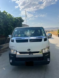 تويوتا هايسا موديل ٢٠٠٩ رقم بصرة گير مكينة اكسل بشرط مكانات الصبغ مبين...