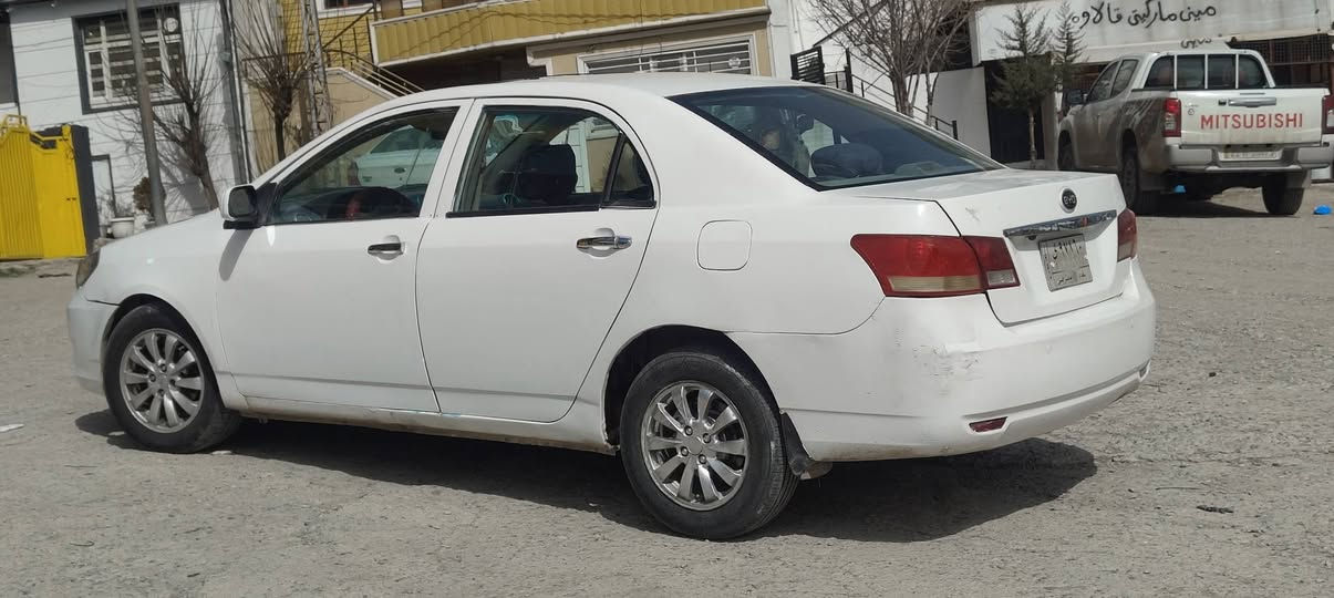 BYDg3 model 2013
ژ.م ***********یان***********
شوێن سلێمانی نرخی ٣٥گەڵا
گێڕو مەکینەی بیلادە مەکینە کرۆلا بەشەرت
دەعم و لێدراوی نییە 
تاغم پێشی تندوو تۆڵە
سەنەوی جنوبە بەشەرت حاسیبە
کارەبای بەشەرت
چوار تایەی تازەی لەژێردایە السليمانية, العراق
