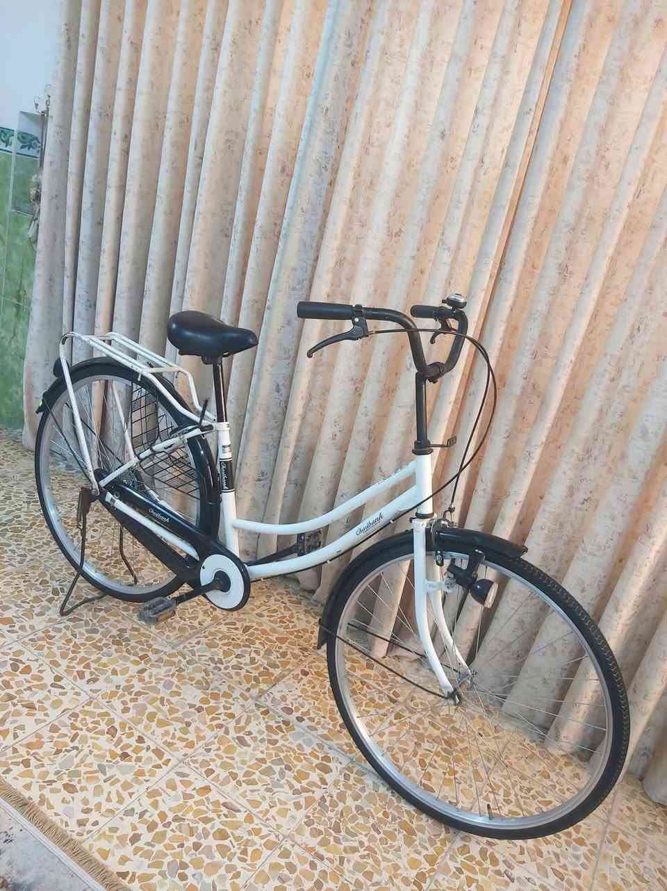 بايسكل بناتي حجم 27 ياباني موديل 2023 كسر حاوية نظافة 95/% جاهز من كلشي بدون اي نقص 

السعر 100الف وبي مجال 

((العنوان/بغداد/البلديات)) رقم الهاتف ***********
