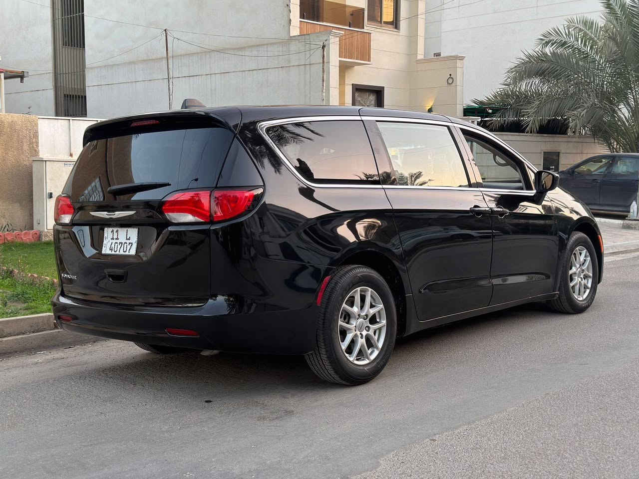 السلام عليكم ورمضان كريم على الجميع أن شاء الله.
من رخصة الإدارة المحترمة.
كلايسر فيوجر للبيع موديل 2024 دخول جديد كتاب شهداء قبل كم يوم كملت معاملتها ورقمتها بغداد باسمي رقم مميز ماشية أربعة وعشرين ميل حادث جاملغ أيمن فقط والباقي على البلاد السيارة كلها كهرباء بيبان وجنطة وكشن وتشغيل عن بعد وكاميرا وبصمة وكشنات بلع سياحي ومنفصل تقريبا كامل مواصفات ما عدا الرادار والفتحة وكاملة بدون نقص أن شاء الله (صور الحادث بالمنشور)
مكاني بغداد البلديات 
  السعر 215$
رقم التلفون  ***********
