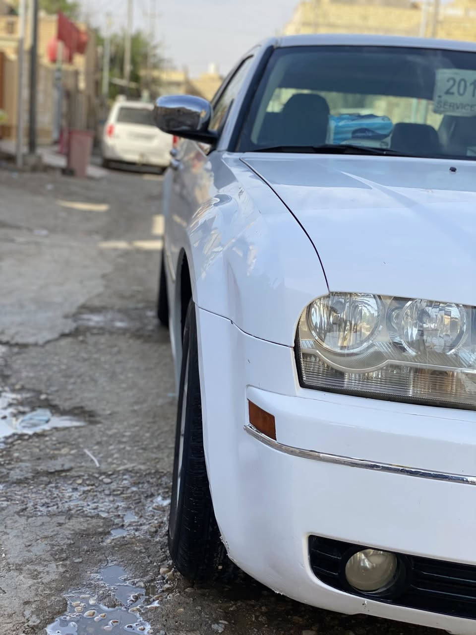 سلام عليكم اوباما موديل 2010 كفاله عامه من عده الهلالات الخلفيه معمره غرفه جديده مكينه وكير جديدات بل باكيت قبل سبوعين مشدودات داخل اسود مكان السياره / ميسان / الرقم : *********** .
