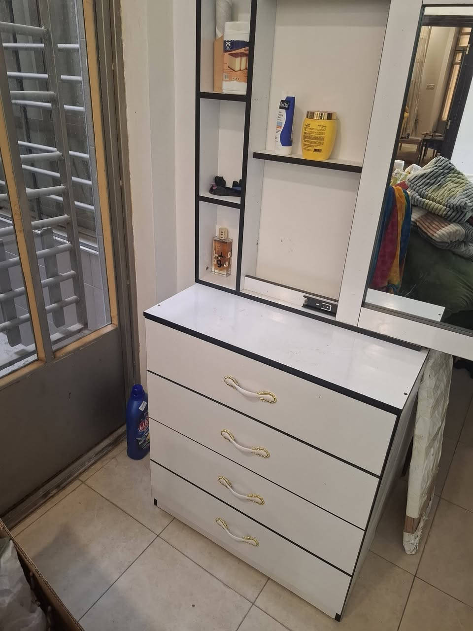 غراض مستعجل على البيع بغداد الشعب ***********
