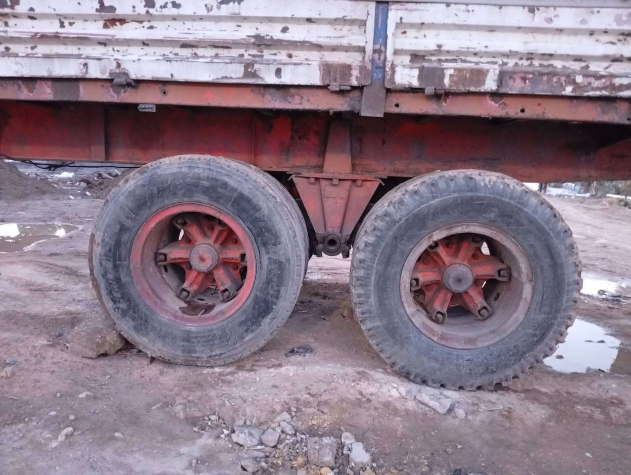 السلام عليكم البيع عربانه جادر نضيفه مكان بابل الكفل رقم الهاتف ***********
