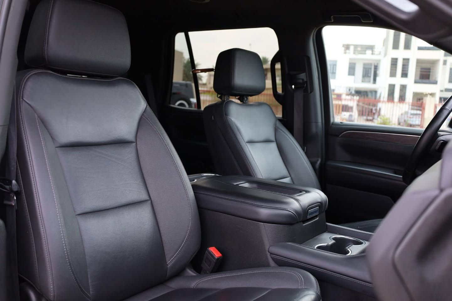 تاهو  z71
فول مواصفات     2024 
حادثه جاملغ وباب السكن   ومبدل  اصلي بدنن صبغ  

مكان سياره بغداد  سعر 40.000$


**إذا كنت صاحب هذا الإعلان وتريد حذفه لأي سبب، رجاءا أرسل رسالة إلى الدعم الفني**