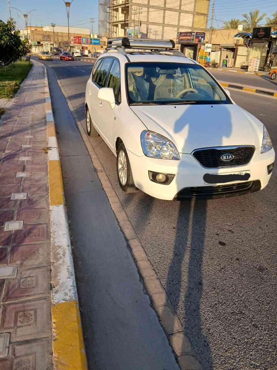 سلام عليكم كيا كارنز خليجي ٧ راكب موديل ٢٠١١ رقم بغداد بسمي بيه جاملغ خلفي صبغ وجاملغ امامي تبديل ودور خلفي بارد موضح بالصوره محرك ٢٠٠٠ دوش محرك كير مامفتوح مكان كربلاء السعر ١١٥ موبايل ***********
