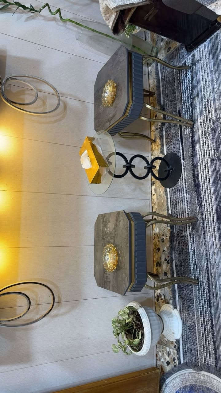 ميز وسطي مع طبلات مابيها اي ضررجديده للبيع 200


**إذا كنت صاحب هذا الإعلان وتريد حذفه لأي سبب، رجاءا أرسل رسالة إلى الدعم الفني**