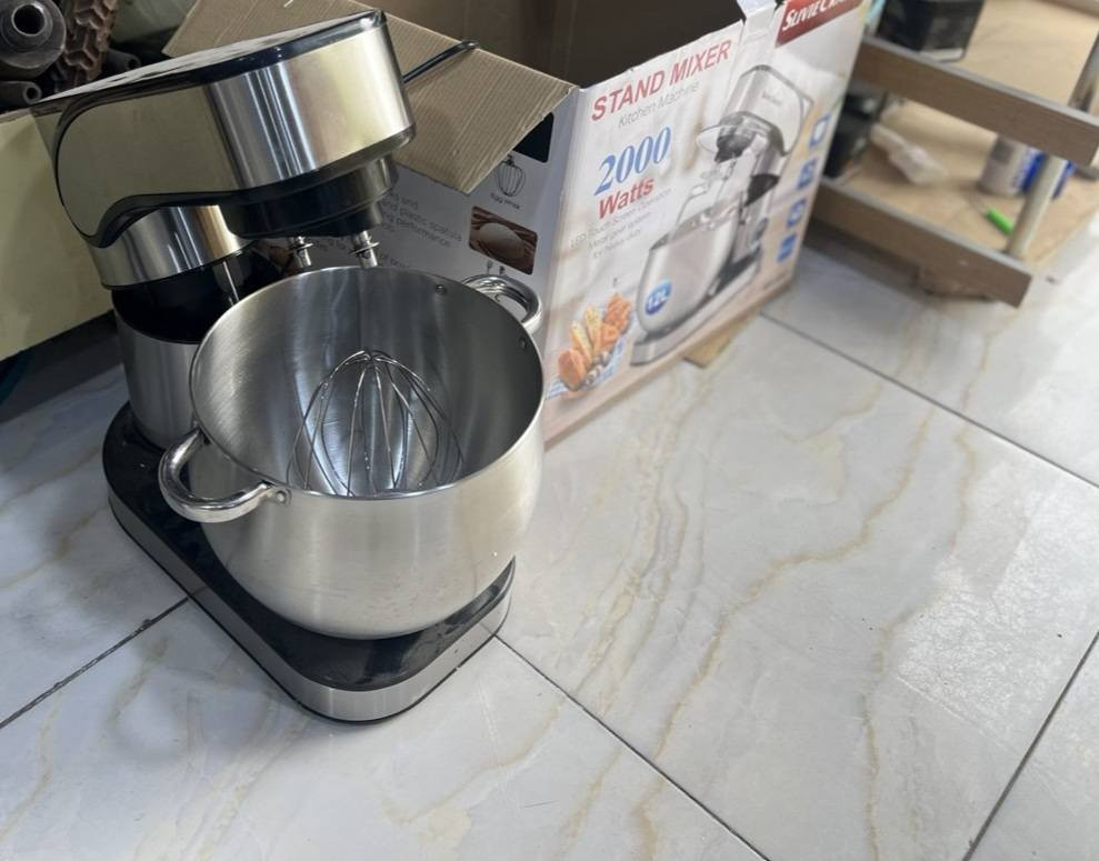 السلام عليكم
عجانه للبيع  12 لتر 
استخدام مره وحده 
تحكم بلسرعه  
اشتريته ب 165 
ابيعه ب 125 قفل

***********
