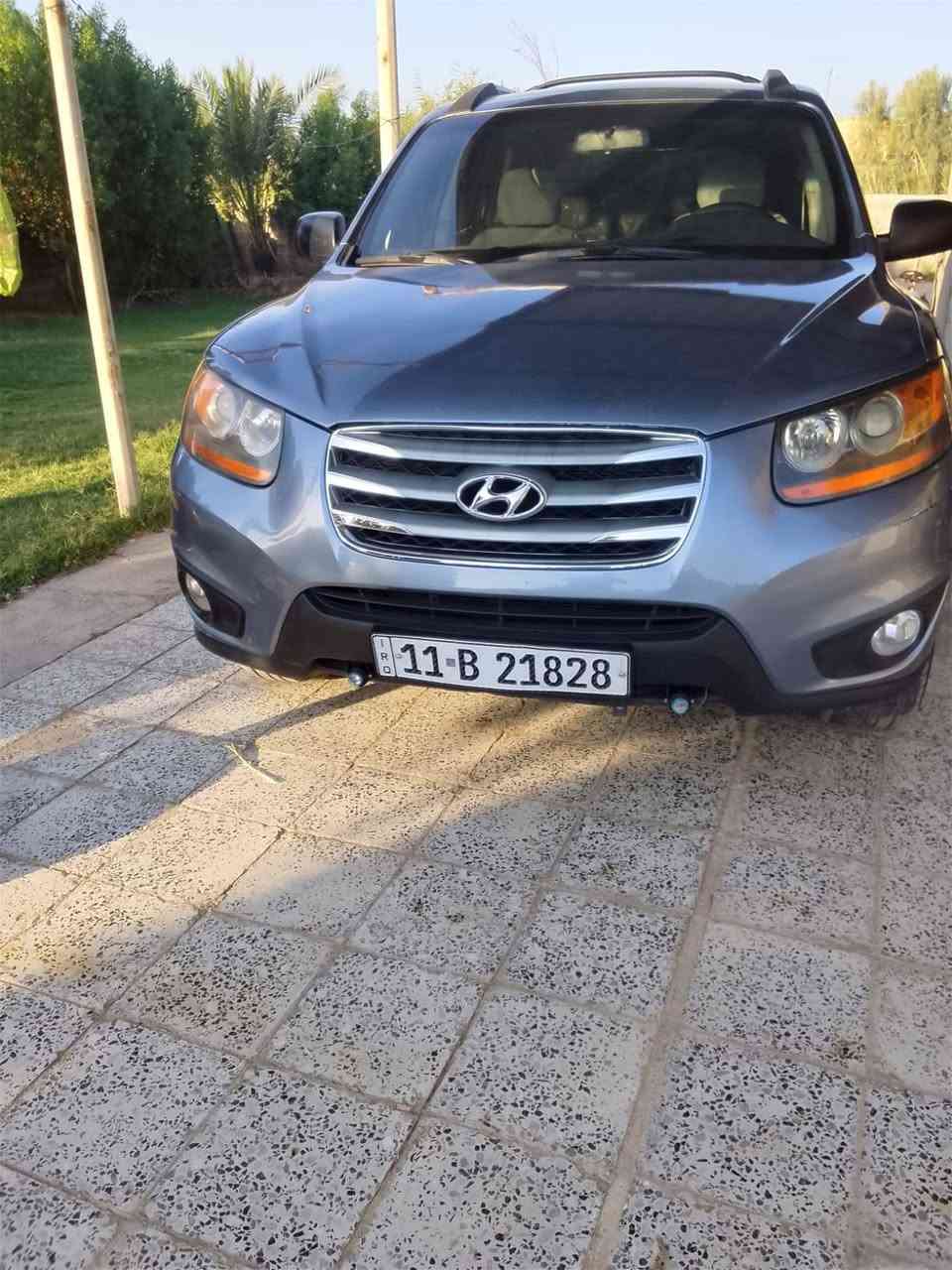 سلام عليكم سنتافي موديل 2010 امريكي ليبل واحد محرك 2700  بيه صبغ بابين وصبغ بنيد جارد بدون دواخل كهربائي كله شغاله صدر امامي خلفي جديد تحكمات استيرن شاشه داخل رصاصي جديده كلش رقم بغداد دولي 
السعر /110 وبيه مجال قليل 
رقم الهاتف:***********/اثير /***********

