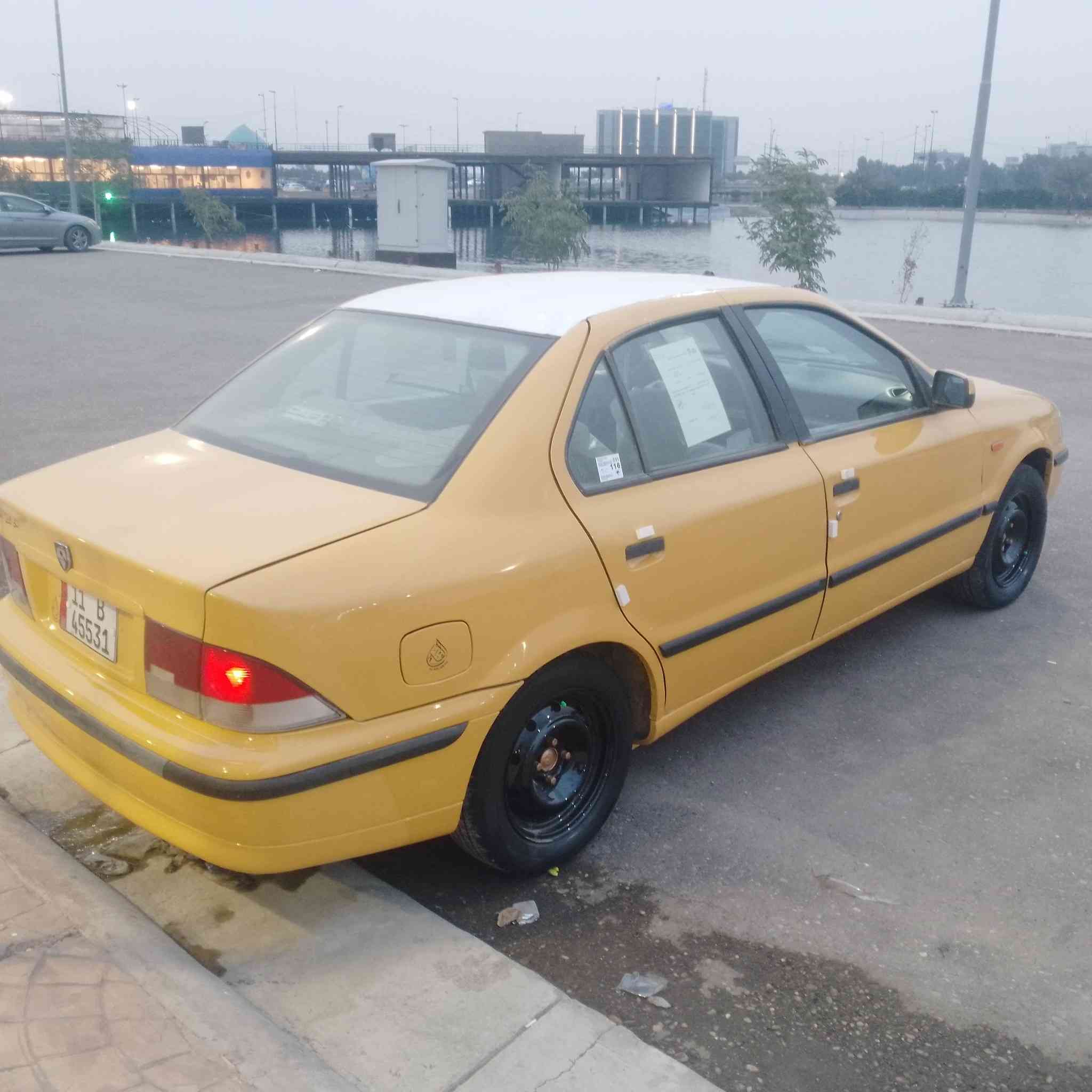 سلام عليكم للبيع سمندموديل 2011سياره لا ضربه ولا تبديل مكينه كير صدر تبريد تخم تاير عارضه 36مكاني مكاني الزعفرانية ***********
