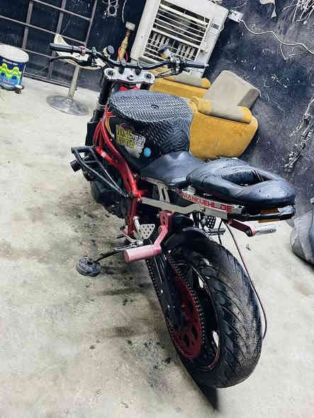 سلام عليكم كاوسكي 636  2004مزوده كل غراضهه اصليه شاصي هوزن يدات اصلي مكينه مفتوحه دراجه نكره كلش ناعمه  عنوان بغداد سعر 19 ورقه شراي يتصل ***********
