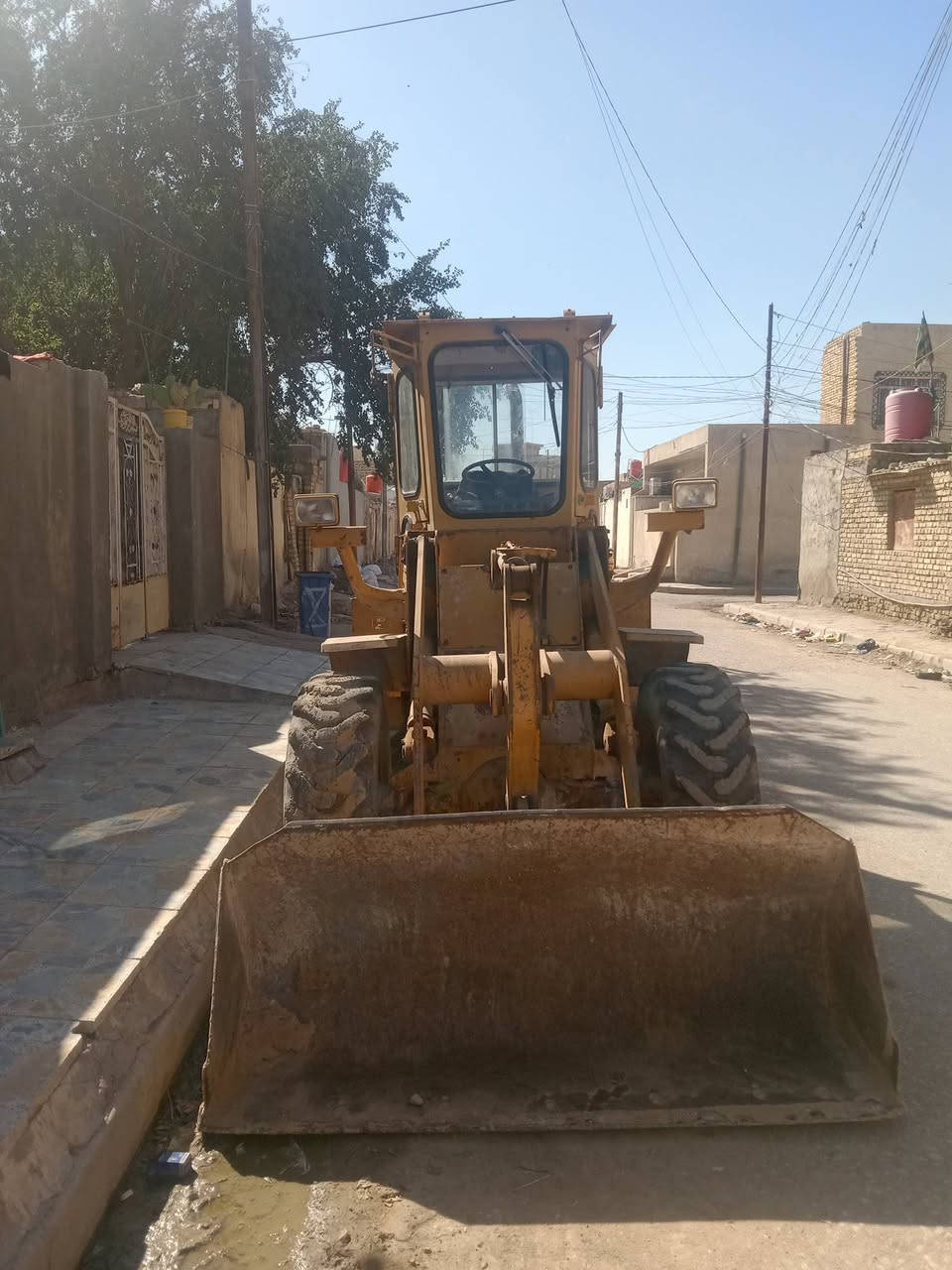 شفل للبيع مستيبوشي
المكان/ ميسان العماره /حي الحسين الجديد 
رقم الهاتف / ***********
