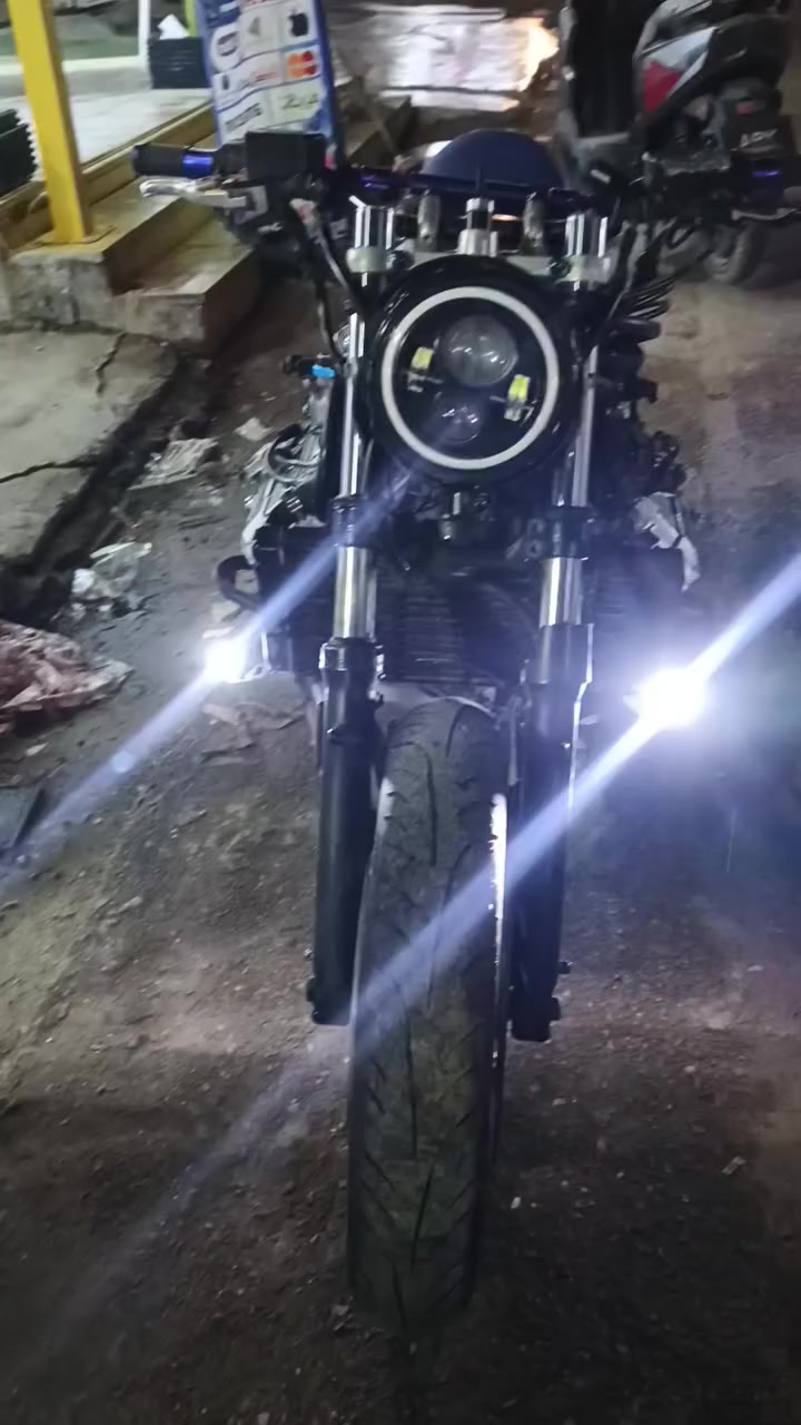 سلام عليكم  HONDA ST 1100 V مكينه فول نعومه شرط الفصله شلعه معدل تشك الكاع
ابيع عله هل حطه *********** بغداد جديده سعر 1400 وبيه مجال
