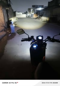 عندي دراجه شحن سكنس جبلي بيه بصمتين وسويجين  وكتابه بيه 6 بطاريات جدد ...