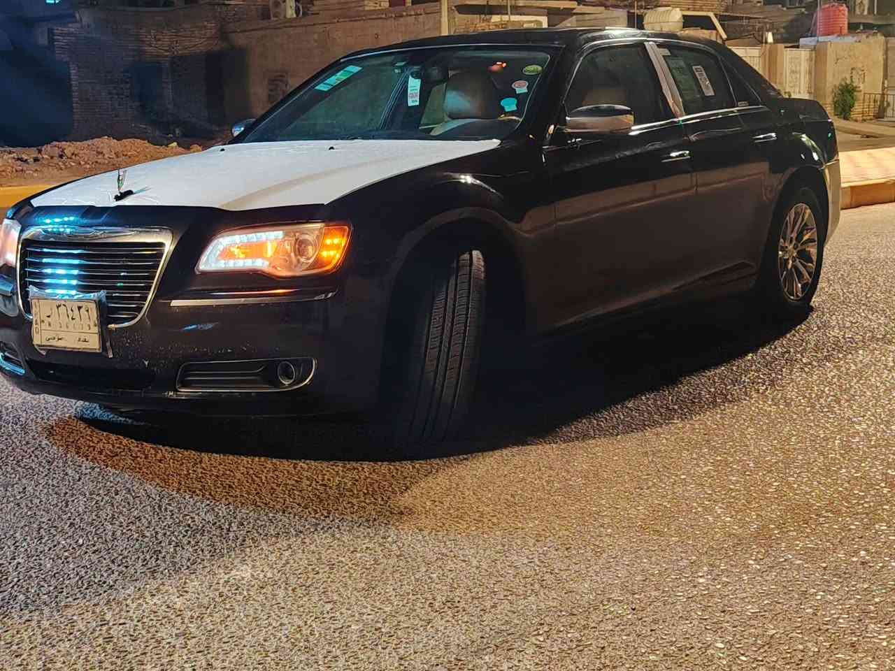 يا الله السلام عليكم اخواننا الاعزاء اوباما 2012 للبيع مستعجل  موارد كندي سياره فول مواصفات للاخير واحد على واحد مواصفات السياره اولا 1تشغيل عن بعد
2كشنات كهربا
3شاير بل مري
4رادار بل مري
5حساسات  امي خلفي
6خزن  ميموري
7 فتحتين  
8 براد كواب
9ويل مكسيكي  يشهد الله توه شديت تخم تاير جديد
10 دواسه لبريك كهربا  
خوان سياره فول  
اخي عزيزي شوف سونار  وتصل
سعره 125 بيه مجال مستعجل 
قتنع بل سونار يله تتصل
*********** 
***********
