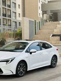 هايبرد 1800 • ٢٠٢٥ • ٢١٠٠٠ كم