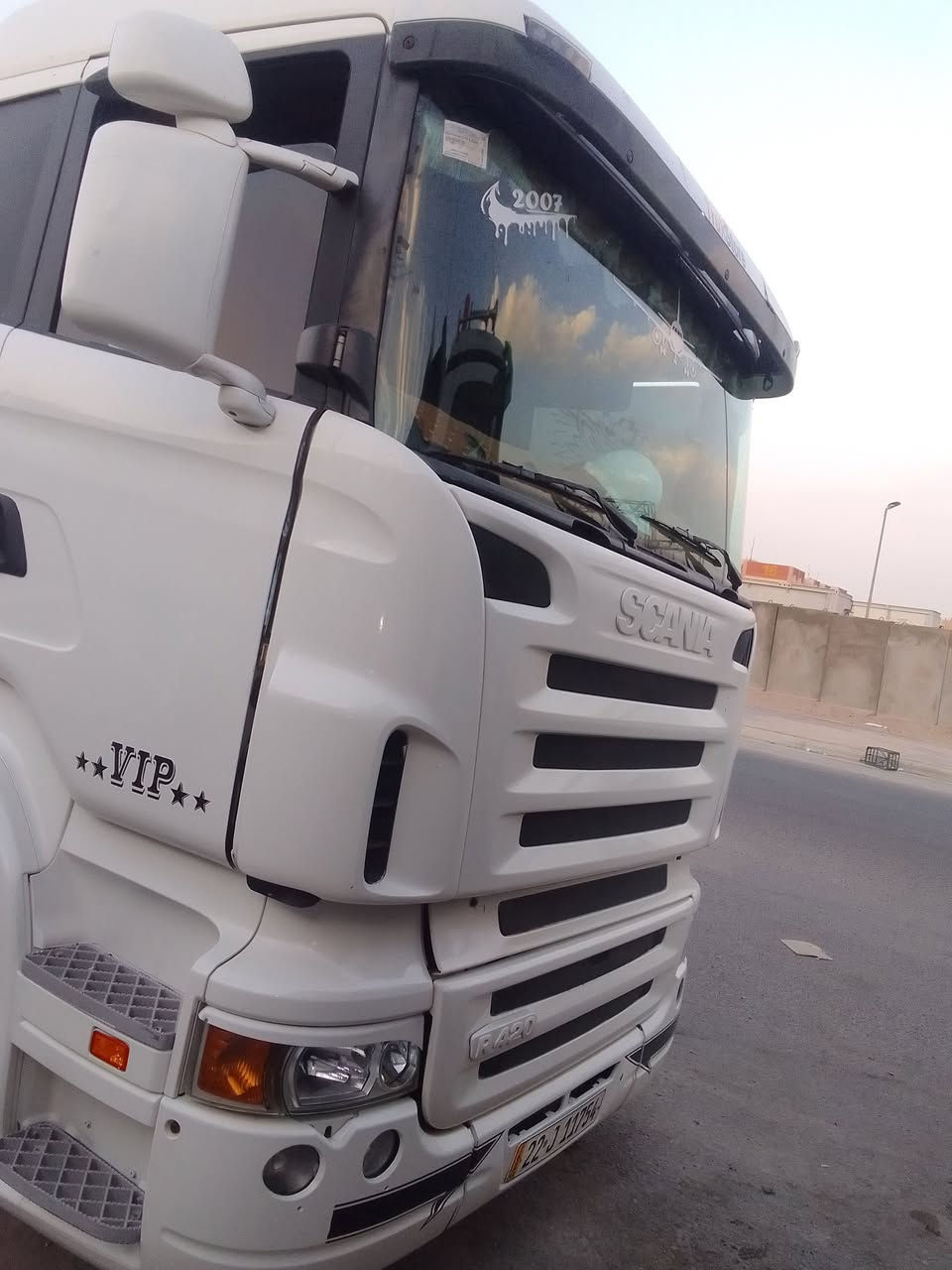 سلام وعليكم تنكر سكانية جديدة رقم اربيل جديد هزه جديده بسمي عنوان بصره تانكي مغلوان 16 طن كير ثلاثه بثلاثه كوبرا مكينه سته سوبرسيارصار4تشهرمن اجت من اربيل يعني سيارة جديدة ما مشتقله روبن اصلي جديد وربن ثاني مال قسل هوز 30متر جديد سيارة بلاد شقل وطلع كبل شقل أي نقص ماكو أخون شراي يخابر وخادم مو يعلق  ***********.
