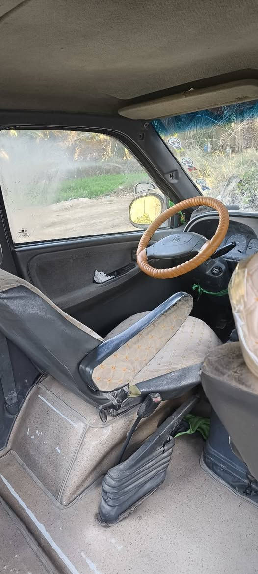 سلام عليكم ستانه موديل 96 كفاله عامه من ضربه وصبغ وتبديل مكينه وكير جدد تخم تاير وياله فراشه سياره بأسمي تحويل وكاله السياره ما ناقصه برغي رقم انكليزي ل 27 بابل .مكاني كربلاء طوريج سعر 70 وبيه مجال حك الجيه خاص مقبط اتصال فقط 
***********
***********
