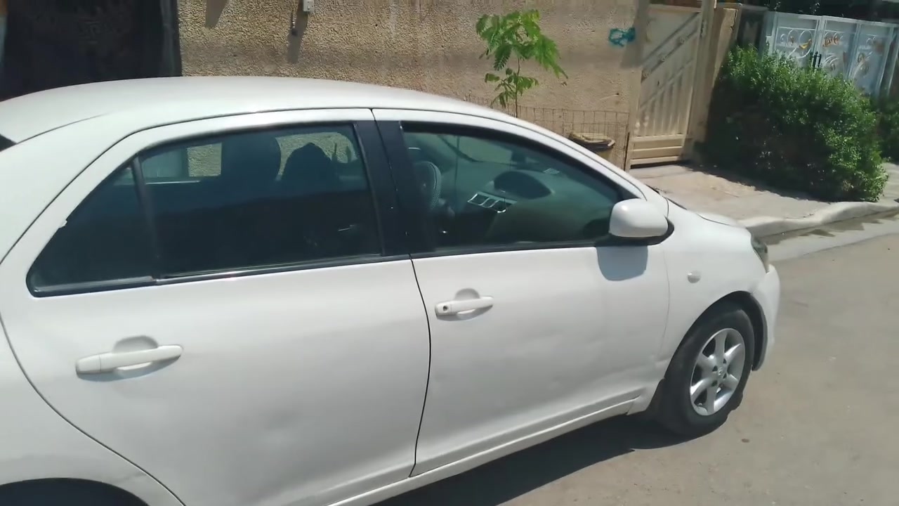 السلام عليكم يارس ٢٠٠٩ سنويه جديده ورقم انكليزي بيها قطعتين صبغ بدون دواخل السعر ٧٠ بغداد ***********
