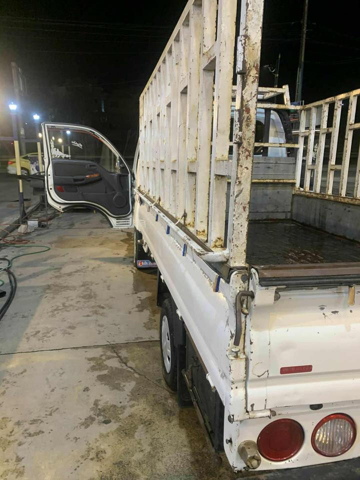 كيا حمل موديل 2013 مكينه+ كير اكسل كلو بشرط تبريد بس ناقصو غاز رقم نينوى شرط مع التحويل والوكاله بيها ربع باب السايق بدون دواخل السعره والتفاصيل على الرقم  فقط ***********
