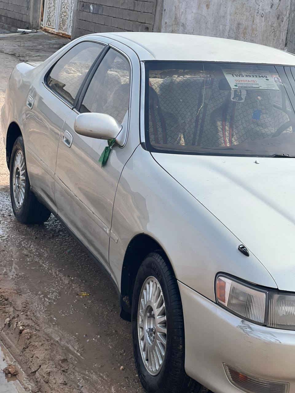 السلام عليكم 
سيارة كرستا موديل 1995 رقم بصرة السنوية منتهية كهربائيات شغالة السيارة ما مصبوقة الحدادية تخبل المكينة بداية تبخير السعر 60 وبيهة مجال قليل العنوان البصرة قضاء الدير ناحية النشوة الأستفسار ع هذا الرقم ***********
