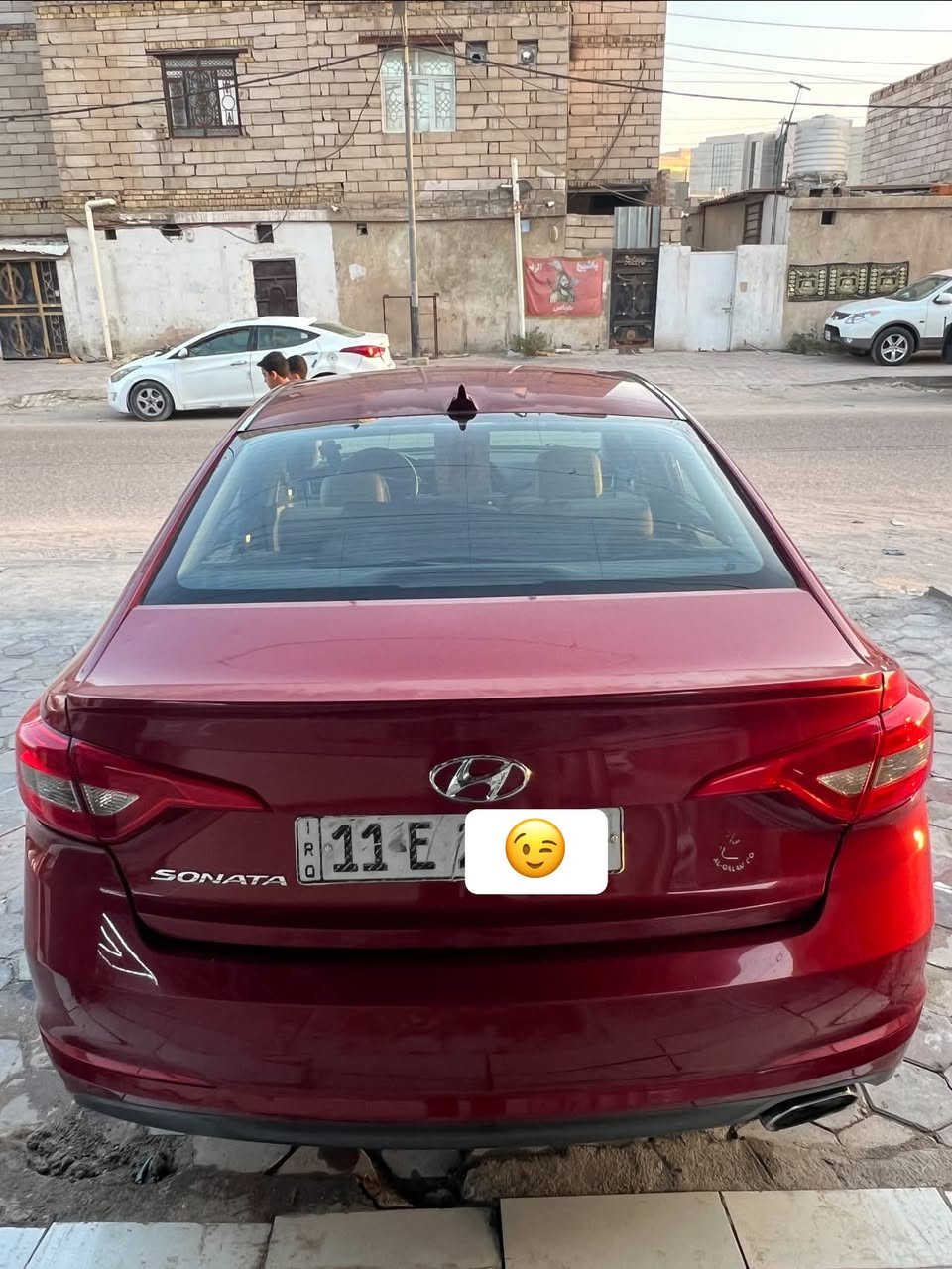 سلام عليكم سوناتا مديل 2016 أمريكي بغداد 
سيارة وارد امريكي حادث تبديل بنيد اصلي وجاملغ معمر نفسه بدون دواخل وبيهة صبغ كلير من امريكه باب خلف سايق وجاملغ خلفي بدون ضرر او معجون شرط  جاهزه من كلشي ماشيه 120 الف   سعر 120 بيهة مجال (***********)
مكان ناصريه مركز
