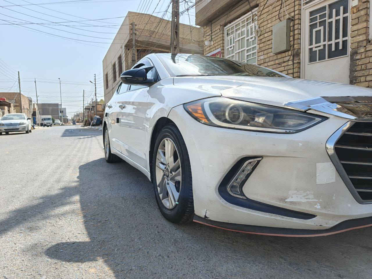 النترا 2017  
محرك 2000دوش امريكيه وارد
سونار مرفق بالصور سيارة ترايك للبصرة شرط
سعر 130 ورقة مجاي عمله 
كربلاء مكان ***********
