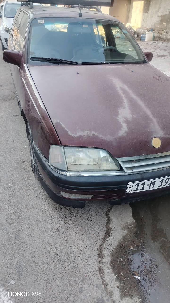 السلام عليكم
اوبل البيع موديل 1993
كير ومحرك حاويه 
كهربايات كلها شغاله
تخم تاير جديد مال جناي 
رقم  بغداد جديد نكليزي
سعر 40 وبيه مجال 
***********
