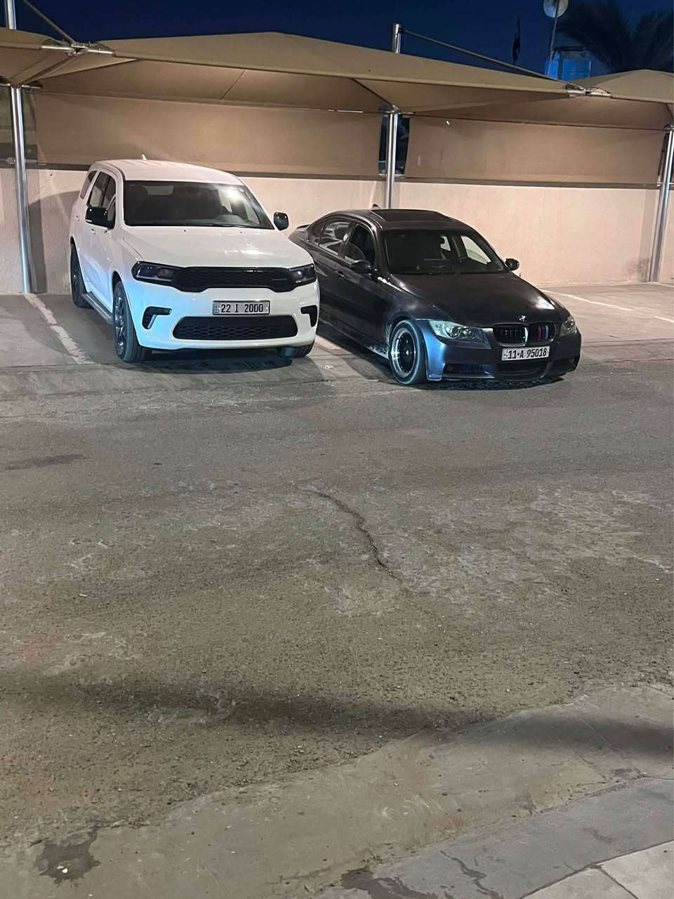 السلام عليكم للبيع او مراوس فول مواصفات  للاخير
مري شفط 
تتفئه كشنات
تبريد قطعتين مناخ منفصل 
بصمه
فتحه
ترحيب 
مري قلاب ويه البك
كشنات كهرباء مساج خزن ميموري
مثبت سرعه 
وهوايه مواصفات بعد
مكينه كير جدد
 موديل 2007 حادثهه حاملغ خلفي مصبوغه عام جماليه وعندي قبل الصبغ وبعد ويحتاجلهه بوليش لونهه طافي مكينه n52 6 سلندر المرغوب نوزل قصير السياره مصروف عليهه دركه M دعاميه M ويل تو سايز شاشه اصليه وكزوز ريمونت نقصهه ايرفلو ميجاوز سعره 50 ويحتلجهه ترتيب بسيط بغداد دوره *********** بغداد, العراق
