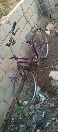 باسكل للبيع جديد بس متروك مال حاويه يرادله ترتيبات اشويه مكاني مسيب ال...