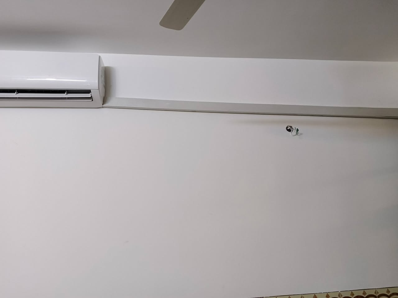 الحمد لله دائما وابدا
اليوم تم تنصيب سبلت ميديا الواحه 3 طن جداري 
مع عمل فاكيوم للجهاز هذا العمل تابع لورشة الزعيم 
مستعدون لنصب وصيانة جميع انواع أجهزة التبريد
 1- نصب وفتح السبالت
2- صيانة السبالت
3- غسل السبالت
4- عمل ليك مع إضافة الغاز
ورشتنا متنقله في جميع مناطق بغداد وأطرافها
ابو زهراء البهادلي 
***********
***********
