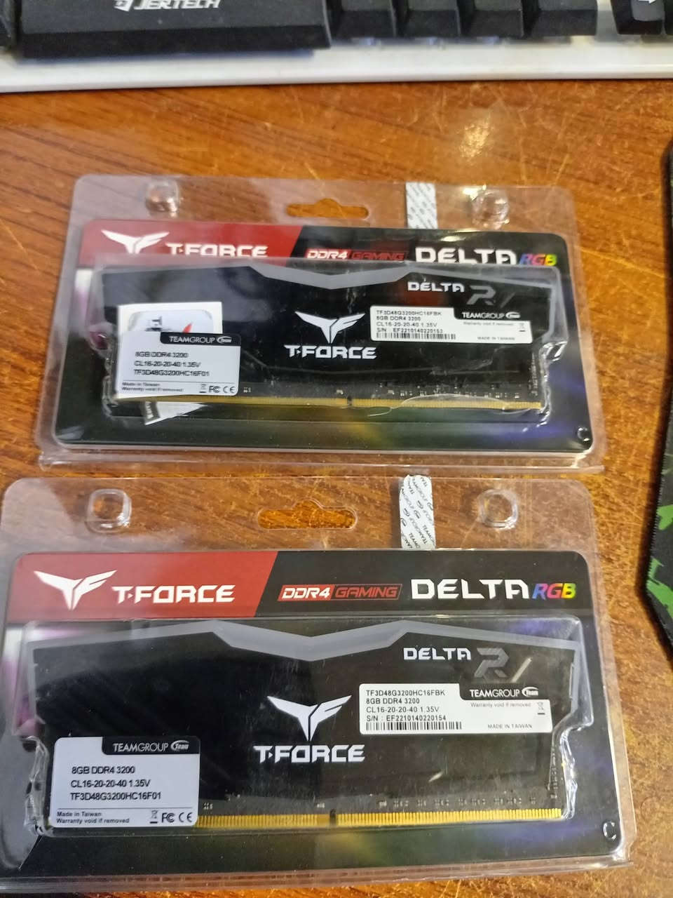 قطعتين رام مستخدم قليل 8x2 3200 ddr4 rgb اسود 🌹سعر القطعتين 130الف مع التوصيل مجانا


**إذا كنت صاحب هذا الإعلان وتريد حذفه لأي سبب، رجاءا أرسل رسالة إلى الدعم الفني**