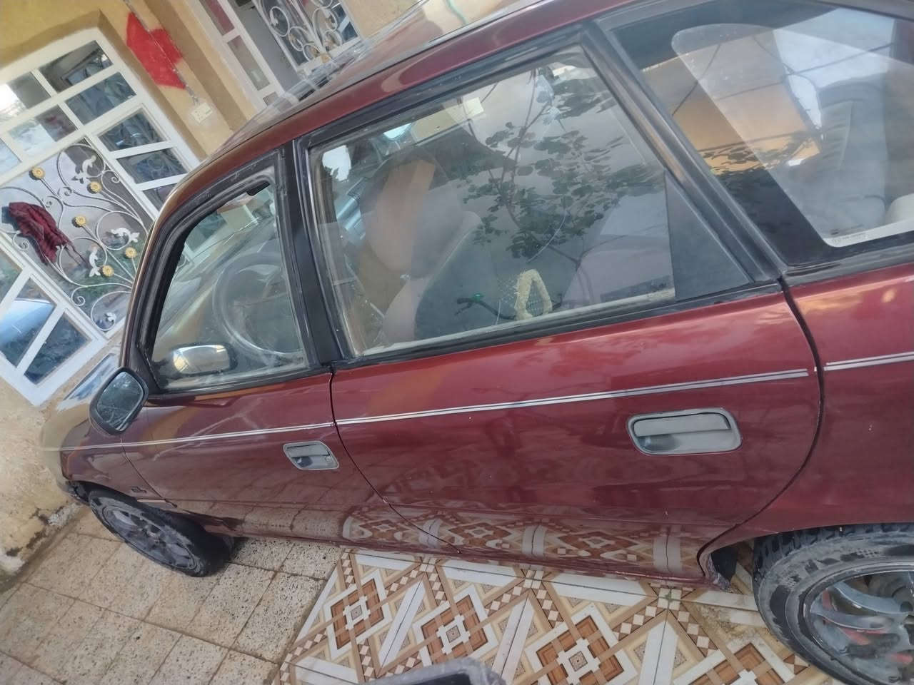 اوبل استرا ١٩٩٢ مكينه كير محرك كشر بحاله جيد جدا رقم انكليزي ديالى بسمي سنويه لل ٢٠٢٩ السيارة الوحيدة ماحطيت عليهه كلشي شغل ومشي السعر ٣٥ وبيهه مجال قليل للطيبين رقمي *********** و ***********
