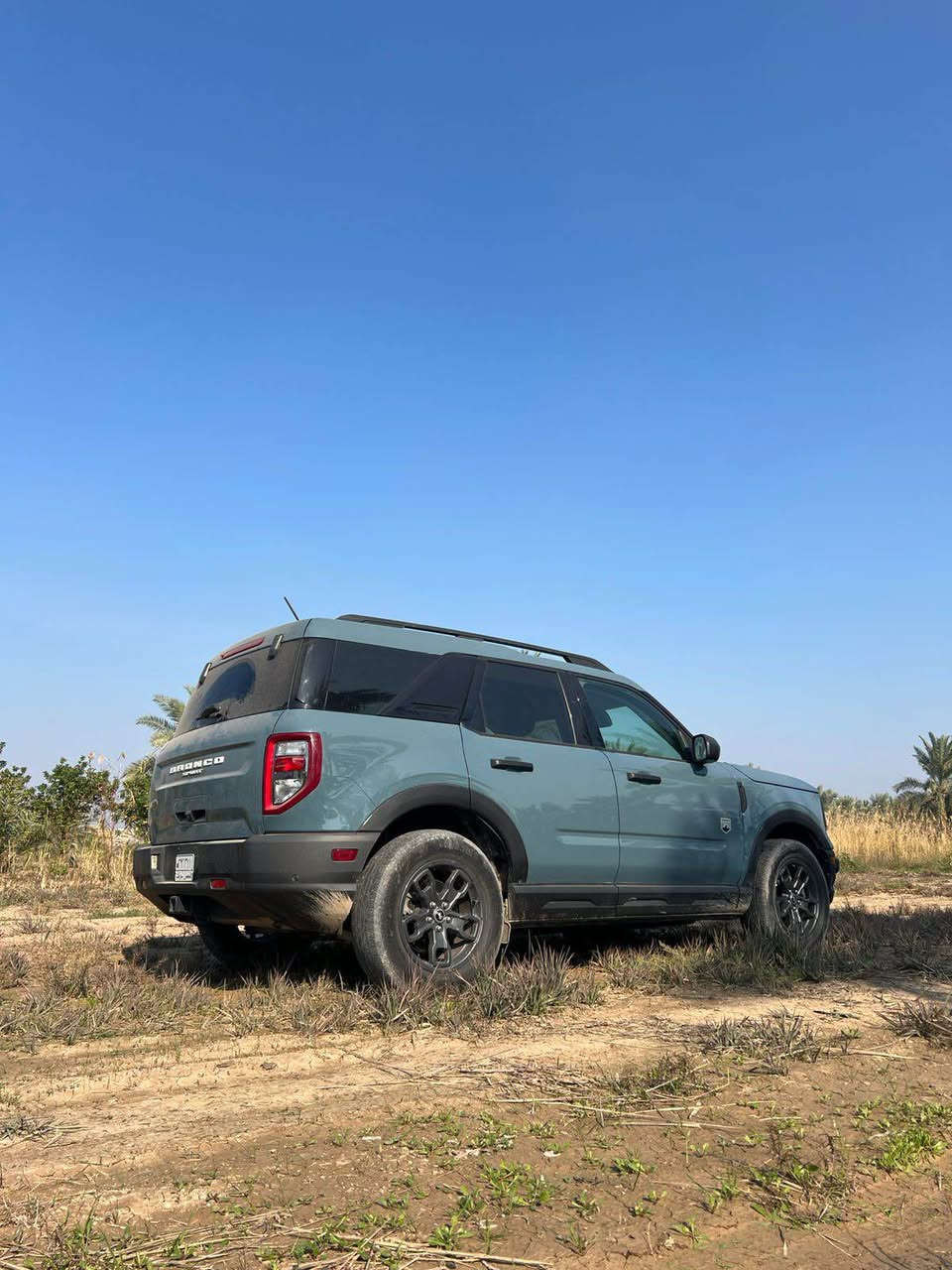 🔥 للبيع فورد برونكو 2023 🔥
سيارة نظيفة جدًا وتفحص وتوكل على الله

🔹 الموديل: 2023
🔹 المكان: ديالی 
🔹 المحرك: 3 سلندر + تيربو (قوي واقتصادي)
🔹 المواصفات: فل كامل عدا البانوراما
🔹 الممشى: 39 ألف كم
🔹 الحادث : فقط چاملغ السایق
🔹 مكينة، قير، شاصي على الشرط

سيارة استخدام شخصي، ما تحتاج شي، تركب وتمشي 
مناسبة للبر والمدينة، ثبات وقوة وتحمل 

السعر: 168
التواصل: *********** بعقوبة, ديالى
