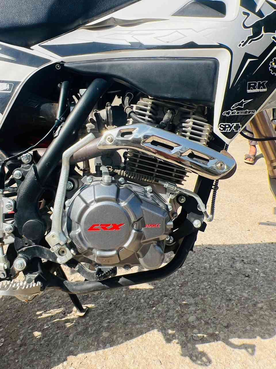 السلام عليكم قفاز crx مديل25
محرك 300cc دراجته زيرو دهن شركه قبل شهر شادينها كفاله عامه مكانى كوت / السعر 1600 بيها مجال مستعجل ع بيعتها رقمي / ***********
