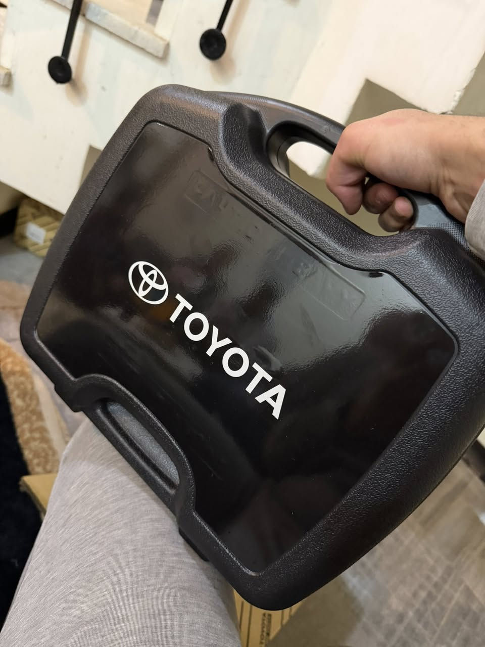 السلام عليكم هوك الاندكروز VX.  L IMITD تون تيربو
بغداد المنصور الداودي  

***********
