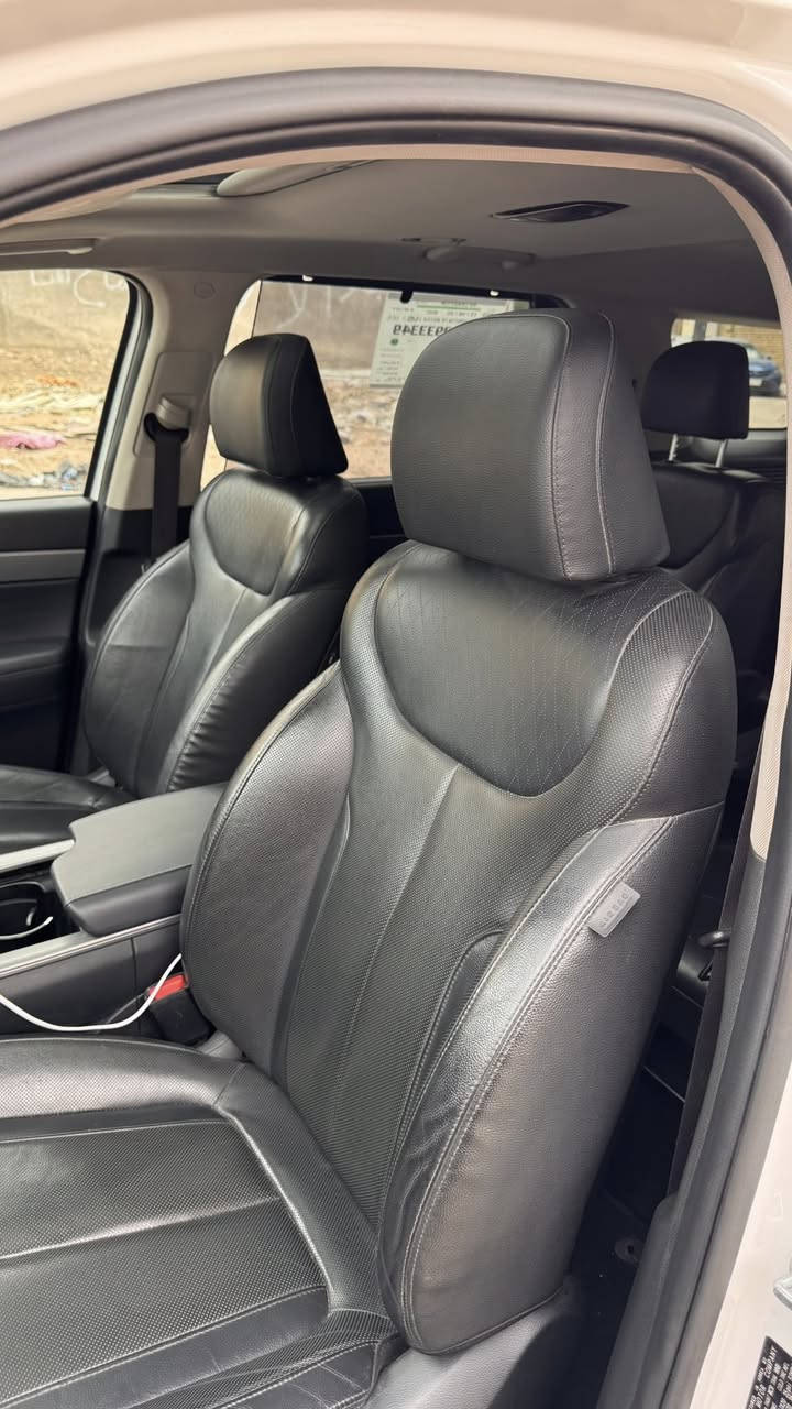 السلام وعليكم جمعة مباركة للجميع
للبيع هيونداي بالسيد Hyundai PALISADE 2021 وارد كوري 
فوووول مواصفات مزوعة السيارة رقم اربيل الجديد بأسم شركة فراس الحمداني تحويل او وكالة حاضر ممشى 50,000 الف سيارة جديدة بمعنى الكلمة كفاااالة عامة ما عدا الدعامية الامامية بيها طخة ومبدلة من كوريا وبالخير ع الياخذها السيارة سابقاً مضمومة وعندي صورها 
للاتصال *********** مكان السيارة البصرة
السعر 285
