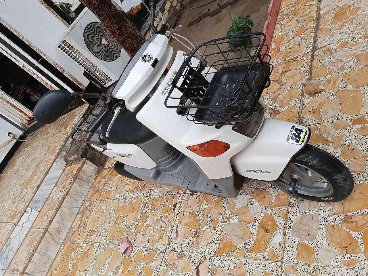 دراجة بيكم نظافة كلش نظيف استعمال قليل محرك برغي ممفتوح بية كلها على البلاد كهربائيات اشاير استان كهربائي سلف وهندر كلهن شغالات مكاني بالبصرة 
***********
