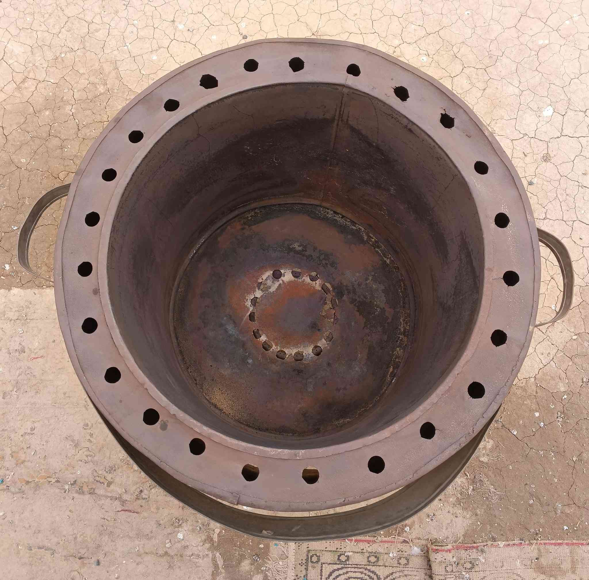 تنور للبيع 15 الف قفل              الرجيبه ***********
