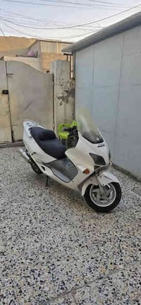 فورزا صفر سته البيع دراجة كامله مابيه اي نقص كهربائيات كله شغاله اوراق...