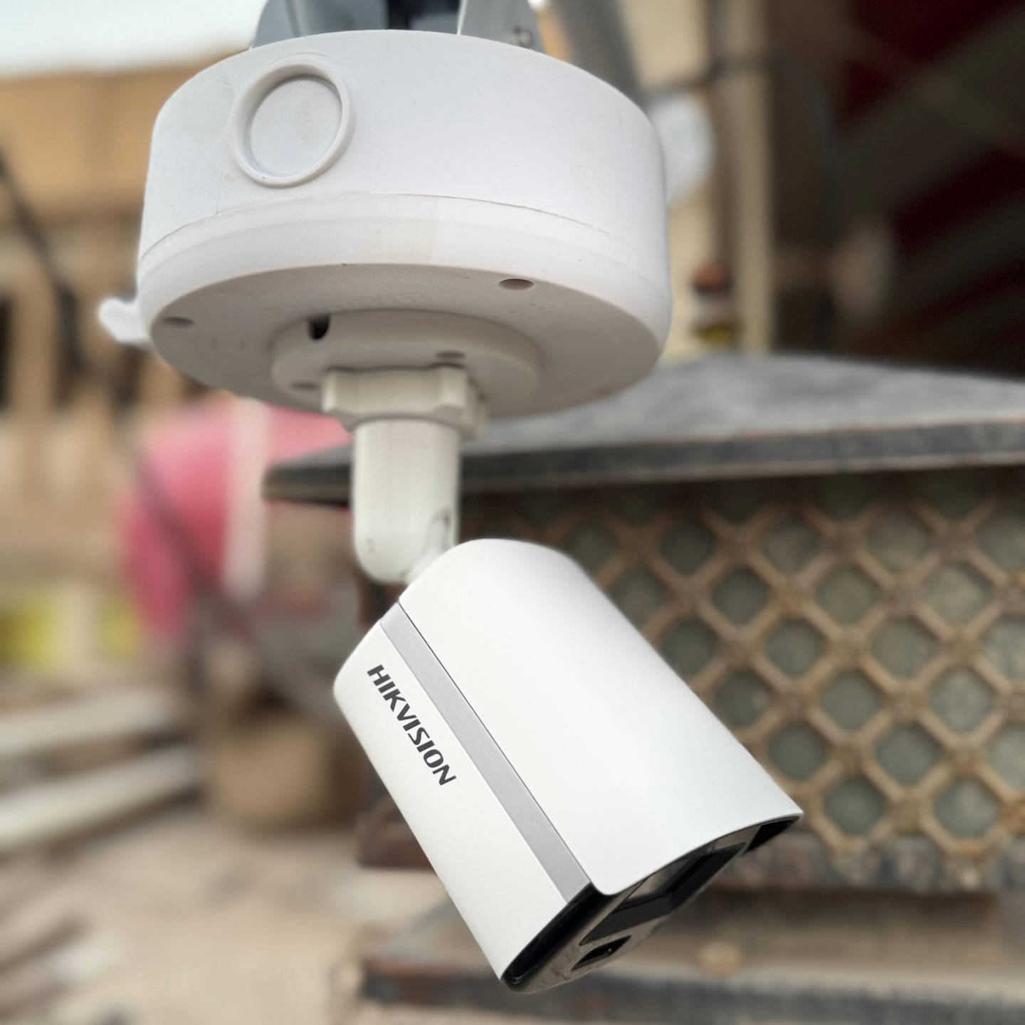 جانب من اعمالنا في تنصيب منظومات كاميرات المراقبة في محافظة البصرة 

شركة تقنيات البصرة لانظمة الحماية وكامرات المراقبة 
خدماتنا 
منظومات الكامرات 
منظومات الحريق والانذار المبكر 
منظومات الحماية من السرقة 
ابواب ذكية 
عاكسات وخلايا شمسية 
منظومات الصوت 
عنوانا البصرة الجبيلة شارع دينار مجاور محطة وقود الجبيلة مجاور شركة همبل 
***********
***********

Instagram 

@basratechnalogy 
https://www.instagram.com/basratechnalogy?igsh=YnJhZ2VkM2J2b2p2

مستعدون لتنفيذ كافة الاعمال والمشاريع الصغيرة والكبيرة والمجمعات السكنية 

شركة تقنيات البصرة ضمان وامان
#العراق #البصرة #الكترونيات #dahua #ajax ruijie iraq technology system اكسبلور اكسبلور_فولو اكسسوارات اكسبلور_2020 اكسبلور_ضيفونا ترند ترند بغداد ريال_مدريد برشلونة كربلاء العراق
