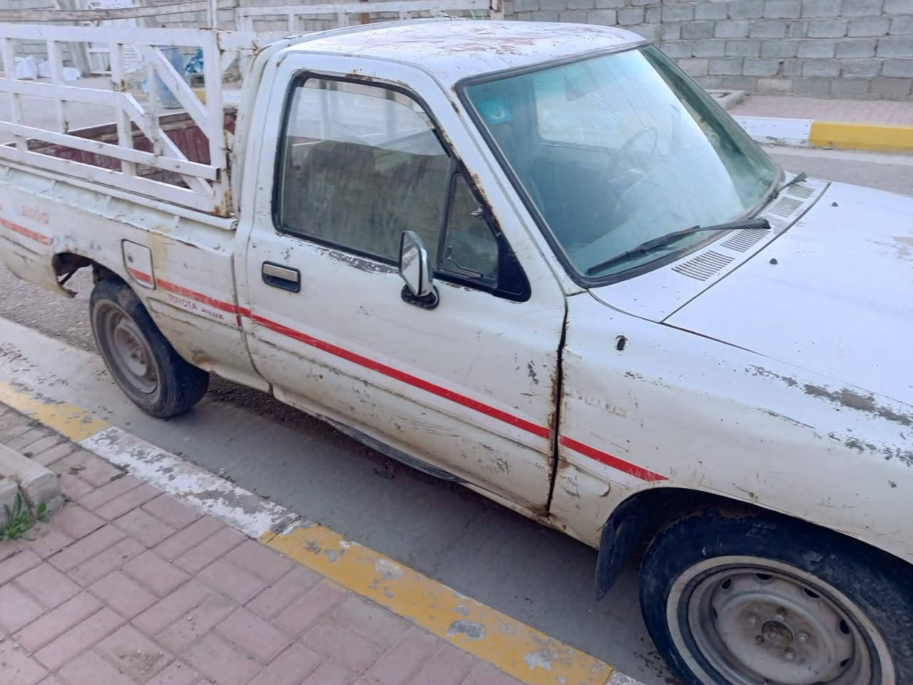 بيكم 89انبار المكان الانبار قضاء الكرمه السعر 30وبيها مجال للاستفسار الاتصال ع الرقم ***********
