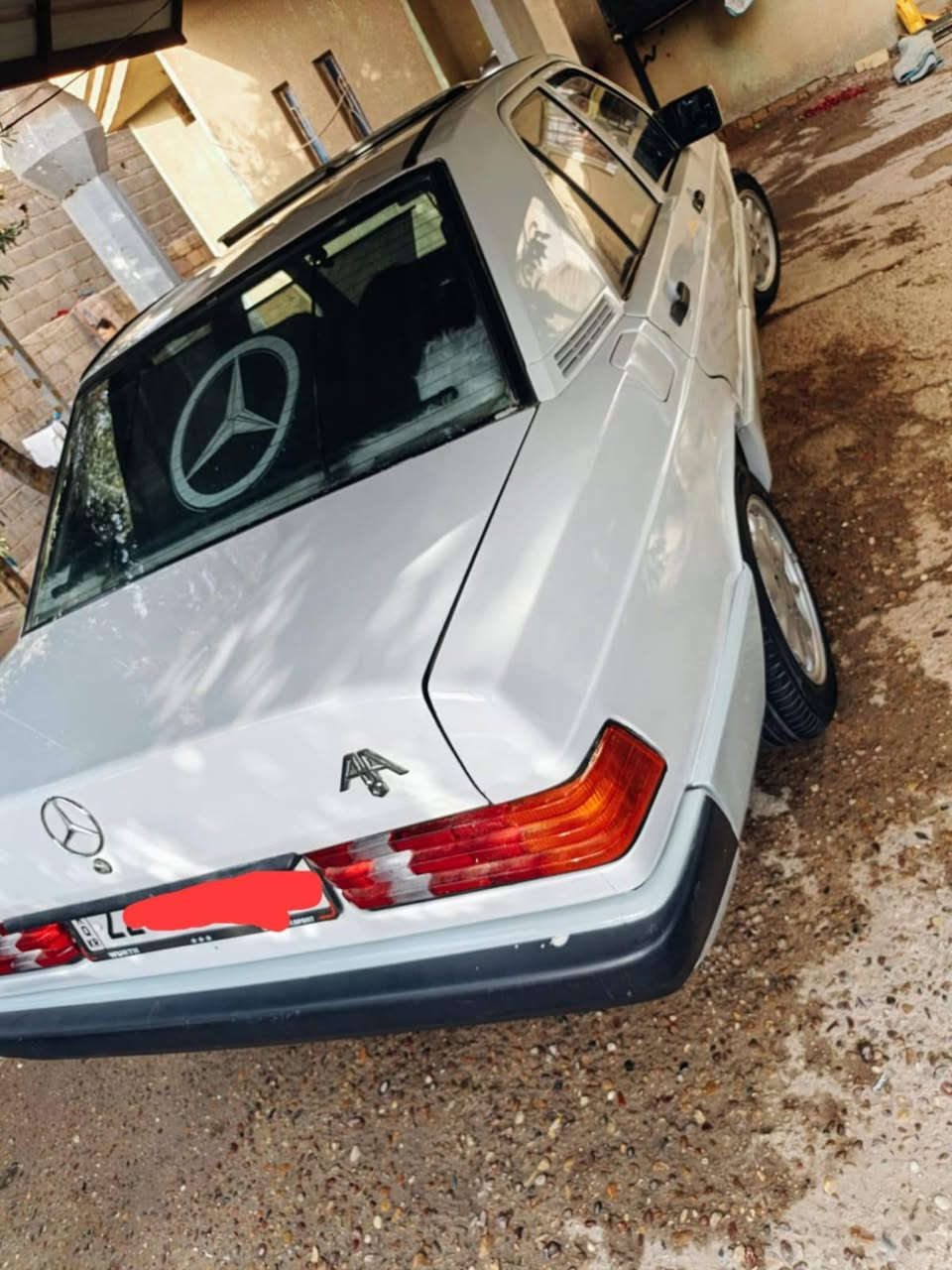 التفاصيل داخل الصوره
