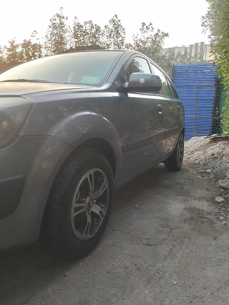 السلام عليكم
كيا ريو موديل 2006 وراد كندي رقم بغداد انكليزي بسمي هزة جديدة سنوية 2031  مكينة 1600 تخم تاير تبريد شغال كهربائيات كلها شغالة  صدر جديد حدادية جديدة السيارة فقط الدعامية الأمامية صبغ فقط بدون ايرباك المكان بغداد الرصافة الاستفسار ***********
