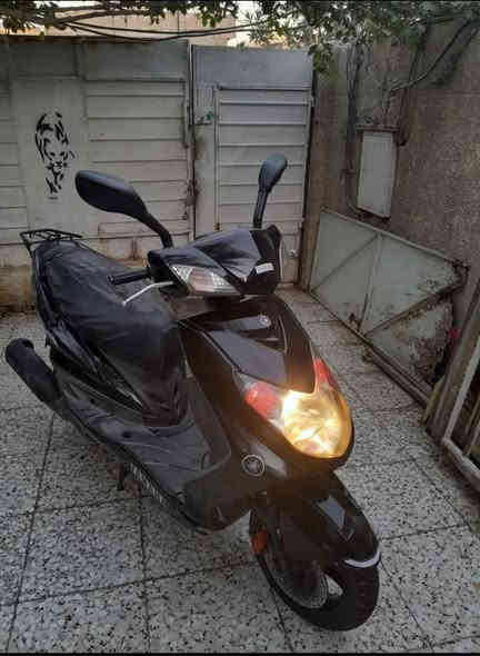 سلام عليكم 
ياماها سكنس فحل ياباني نوزل خطين قبق نفخ ستان كهرباء دراجه مكفوله كفاله عامه عله ايدي من الرمبه محرك كشر كهربائيات كله مكفوله برغي او كلوب نقص مابيهه صارله 8 اشهر نازله من الرمبه مليون و 600 الف نزلتها حاليا اريد ابيعها للعلم طالع بيها كم مره ومجودره وضامها اوراقهه كامله السعر  رايدها مليون و 150 قفل الدراجه ماشيه 21 الف مكاني بغداد المشتل الرقم ***********
