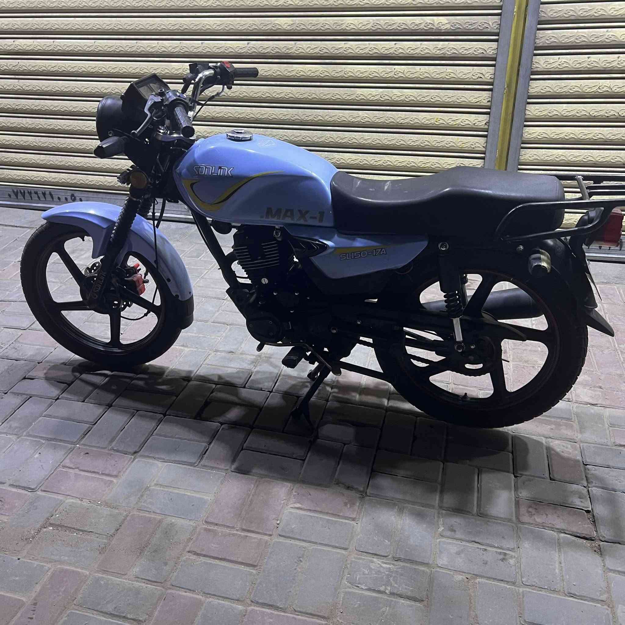 سلام عليكم دراجه للبيع سونك ماكس موديل 24 دراجه كله شغالة السعر 750 وبيهة مجال حك جية عنوان بغداد الكماليه 0776461099


**إذا كنت صاحب هذا الإعلان وتريد حذفه لأي سبب، رجاءا أرسل رسالة إلى الدعم الفني**